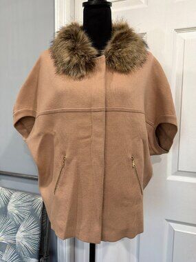 Dolce Cabo Faux Fur Collar Cape Sweater Jacket Camel Snap Front S/M